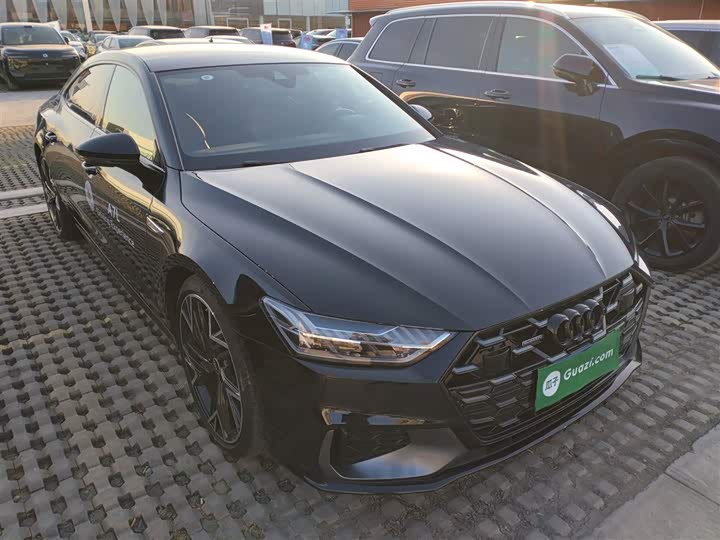 Audi A7L 2024 2024款 45 TFSI quattro 黑武士版