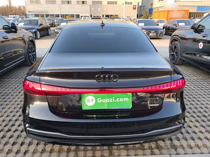 Audi A7L 2024 2024款 45 TFSI quattro 黑武士版