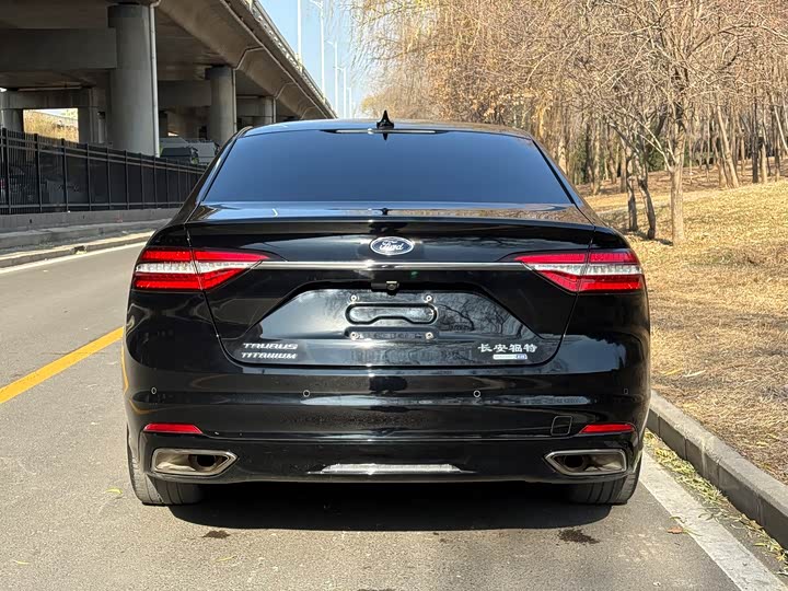 Ford Taurus 2019 2019款 EcoBoost 245 尊享版