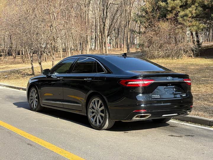 Ford Taurus 2019 2019款 EcoBoost 245 尊享版