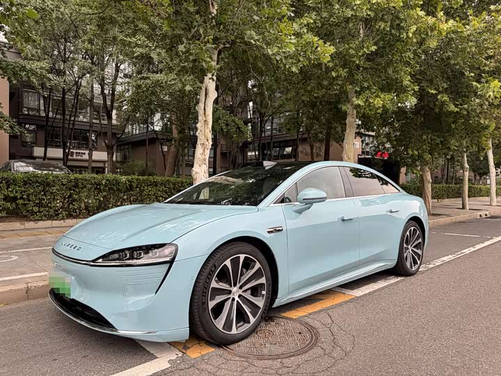 2025 Luxeed S7