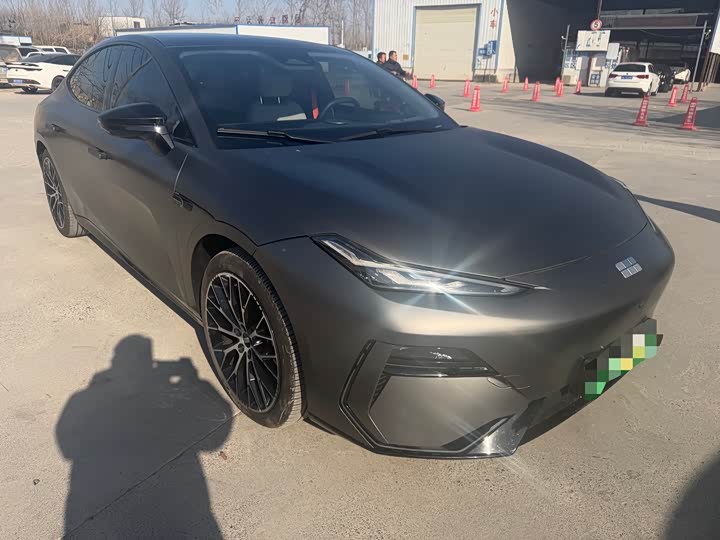 Geely Galaxy E8 2024 2024款 620km 四驱龙腾版