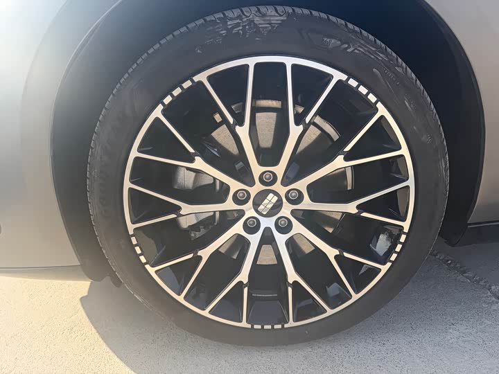 Geely Galaxy E8 2024 2024款 620km 四驱龙腾版