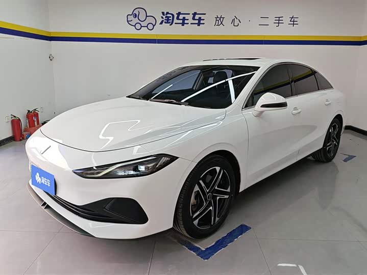 Roewe D7 2023 2023款 DMH 125km 超越版