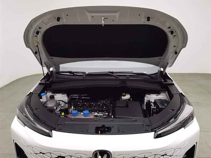 Changan CS55 Plus Hybrid 2025 2025款 智慧新蓝鲸 125km 战舰版