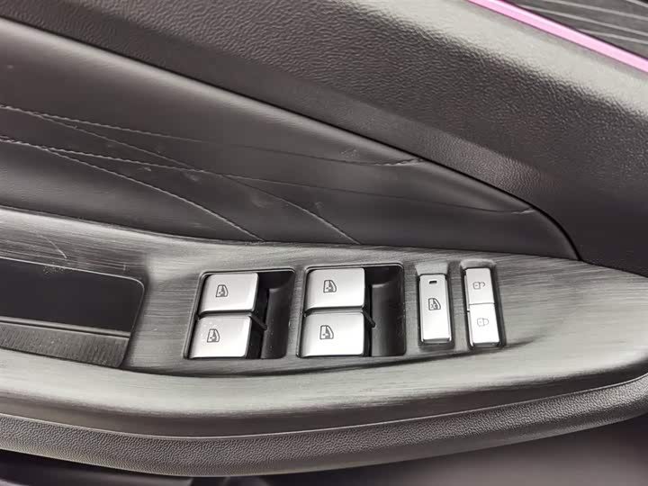 Changan CS55 Plus Hybrid 2025 2025款 智慧新蓝鲸 125km 战舰版