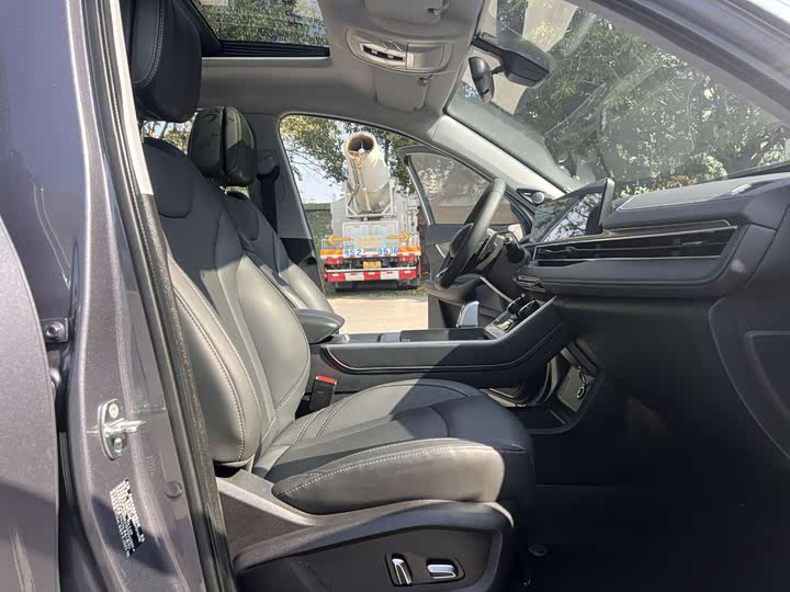 Chery Tiggo 8 2023 2023款 鲲鹏版 290TGDI 自动卓越版