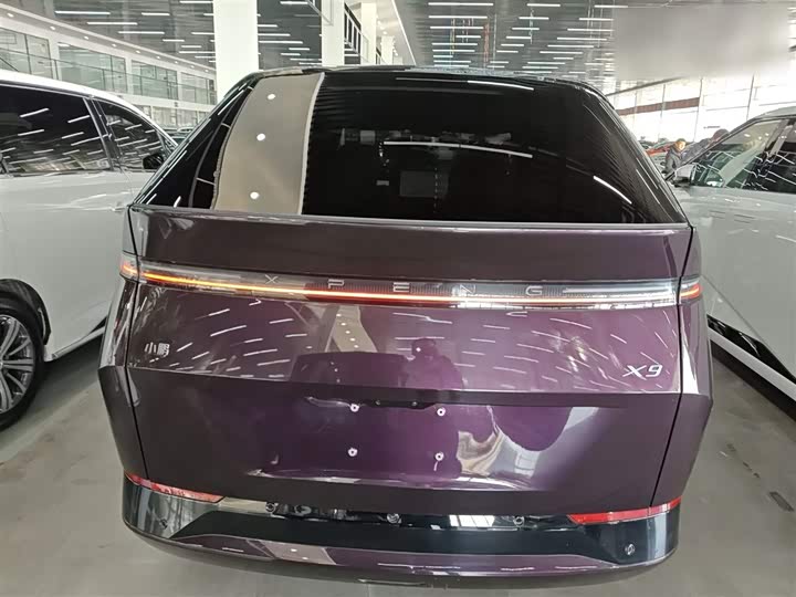 XPeng X9 2025 2025款 纯电 650长续航 Max