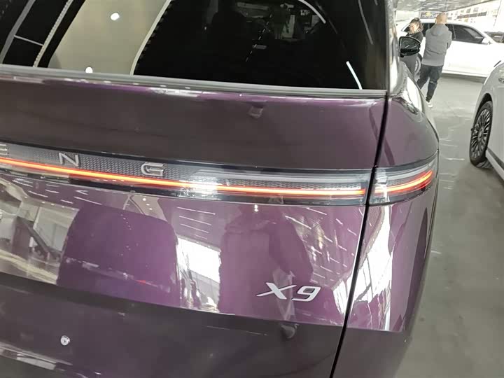 XPeng X9 2025 2025款 纯电 650长续航 Max