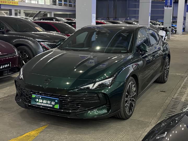 MG Motor 7 2025 2025款 2.0T 405 AT奢享版