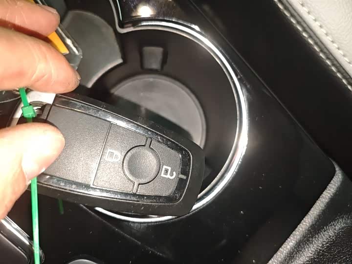 Ford Escape 2020 2020款 EcoBoost 245 两驱耀享款