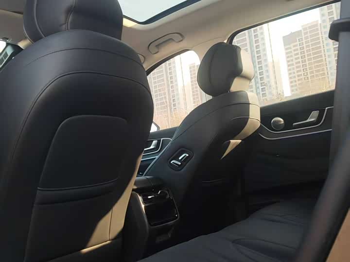 Chery Fulwin T9 2025 2025款 120 长续航版尊贵型 5座 磷酸铁锂