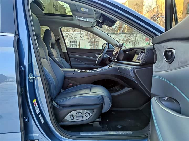 BYD Sea Lion 07 DM-i Hybrid 2025 2025款 150 领航+版