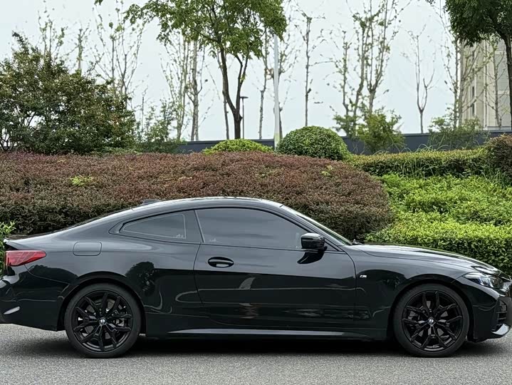 BMW 4 Series 2024 2024款 430i M运动曜夜套装