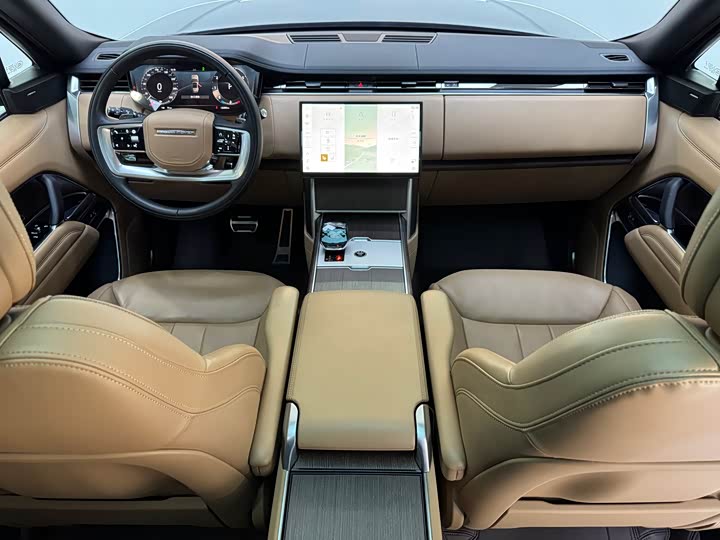 Land Rover Range Rover 2025 2025款 3.0 L6 400PS 盛世加长版