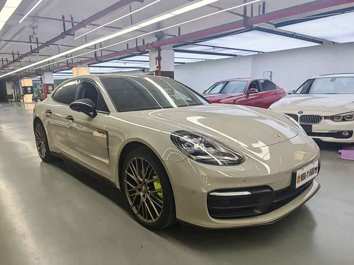 Porsche Panamera Hybrid 2023 2023款 Panamera 4 E-Hybrid 铂金版 2.9T