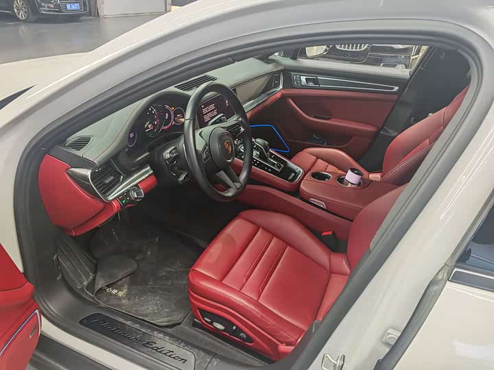 Porsche Panamera Hybrid 2023 2023款 Panamera 4 E-Hybrid 铂金版 2.9T