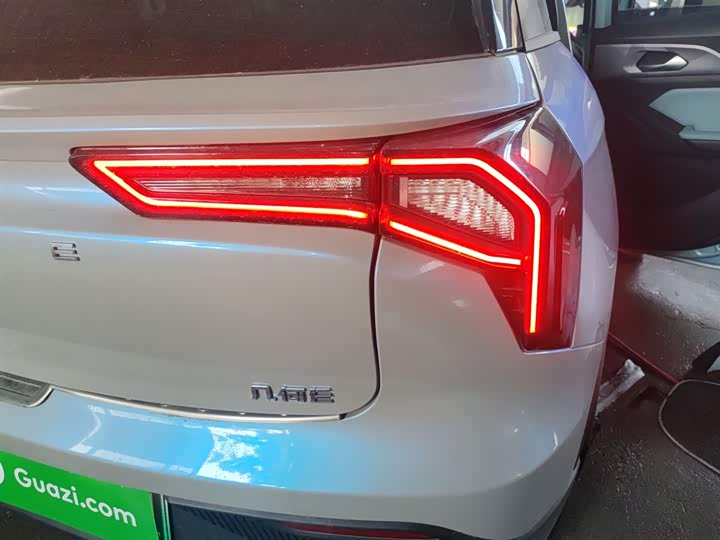 Geely Geometry E Firefly 2024 2024款 301km 星光