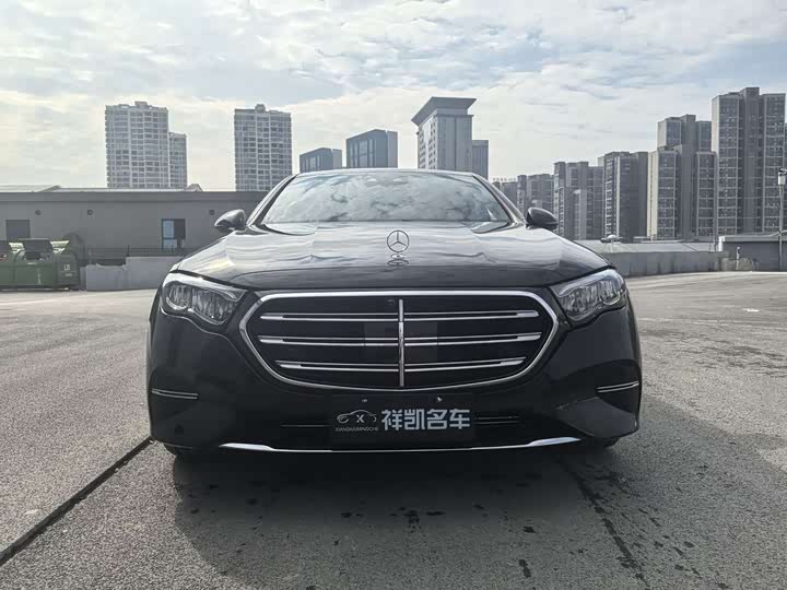 Mercedes-Benz E-Class 2025 2025款 E 300 L 时尚型