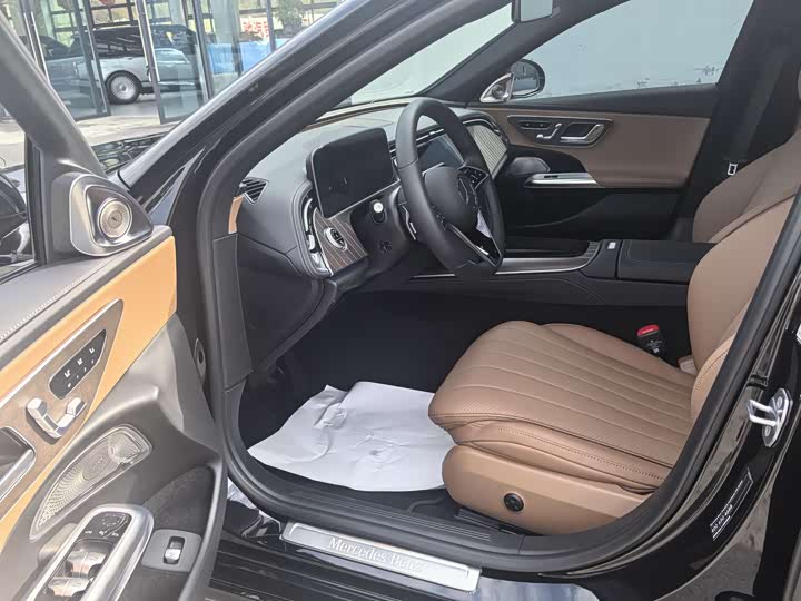 Mercedes-Benz E-Class 2025 2025款 E 300 L 时尚型