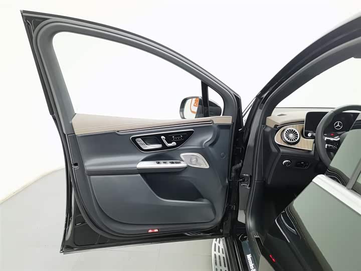 Mercedes-Benz EQE SUV 2024 2024款 500 4MATIC 先锋版