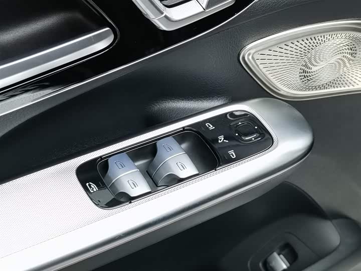 Mercedes-Benz EQE SUV 2024 2024款 500 4MATIC 先锋版