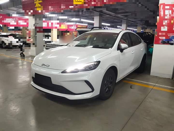 2025 BYD Seal 05 DM-i Hybrid