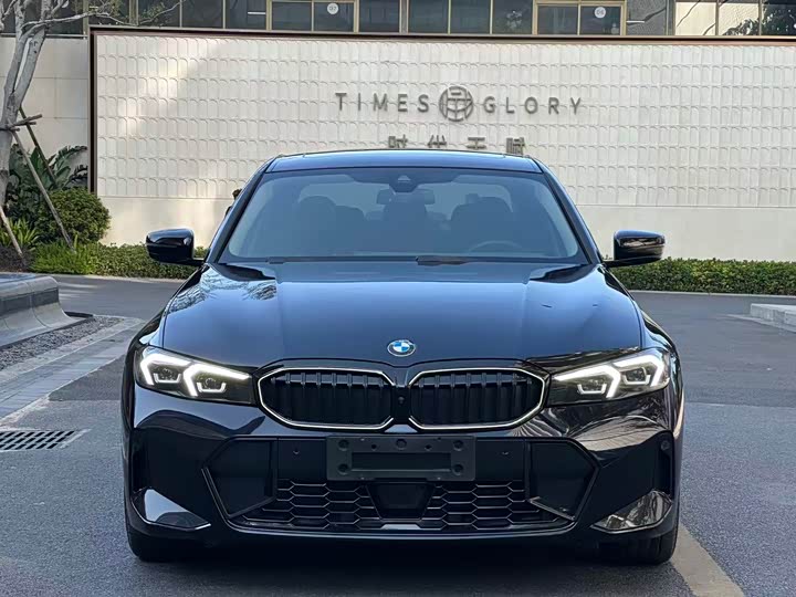 BMW 3 Series 2025 2025款 330Li M运动曜夜套装