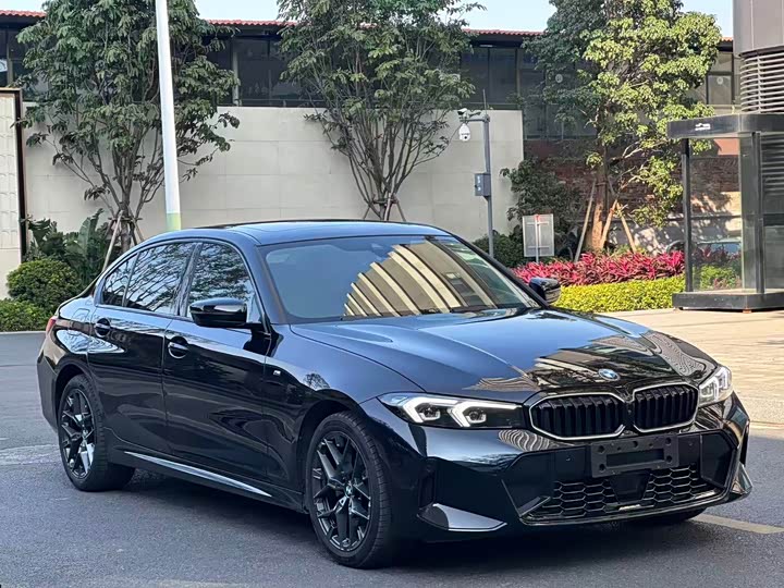 BMW 3 Series 2025 2025款 330Li M运动曜夜套装