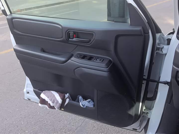 Toyota Prado 2024 2024款 2.4T 穿越BX版 5座