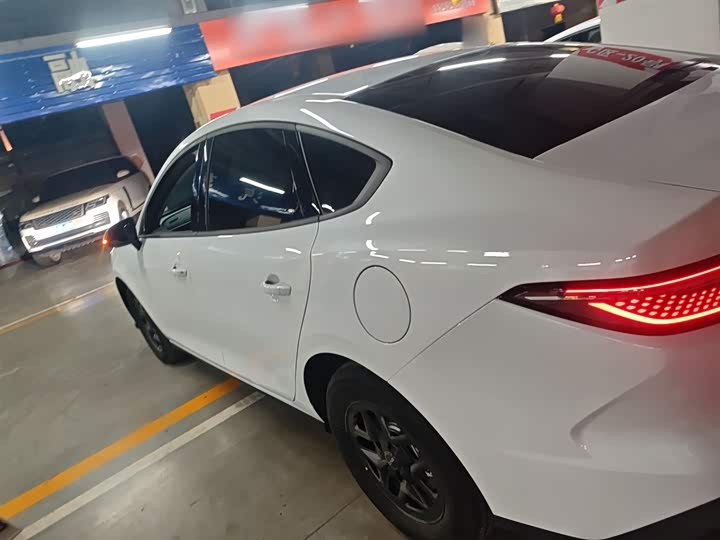 2026 BYD Seal 05 DM-i Hybrid