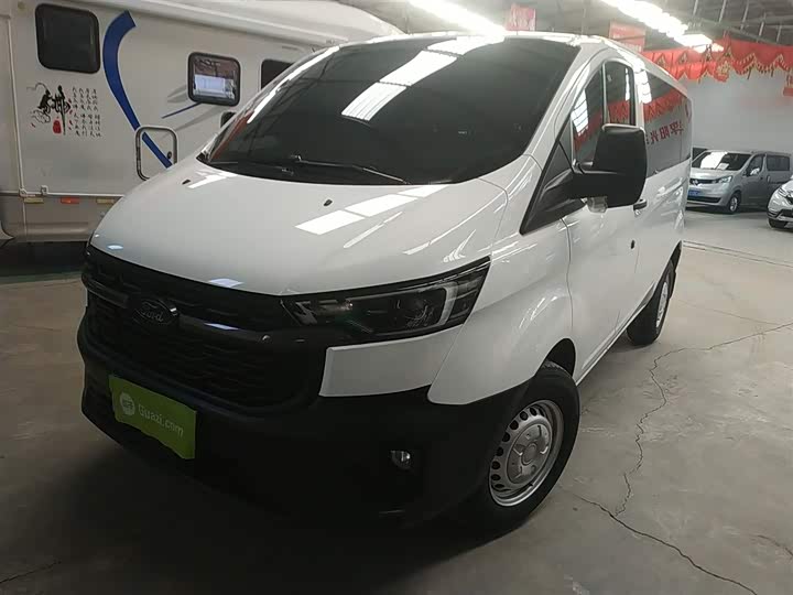 Ford Transit 2023 2023款 2.0T柴油手动多功能商用车短轴低顶5/6座