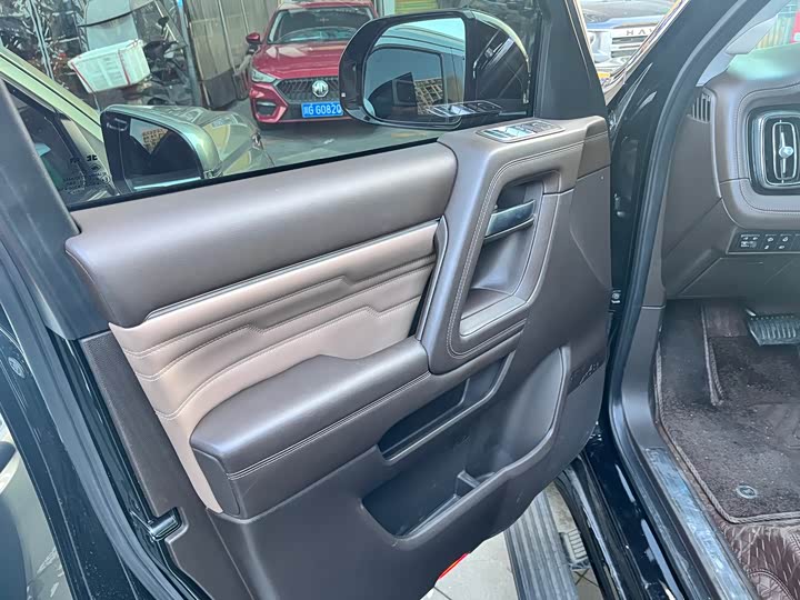 BAIC Beijing BJ60 2022 2022款 2.0T 十一版 七座