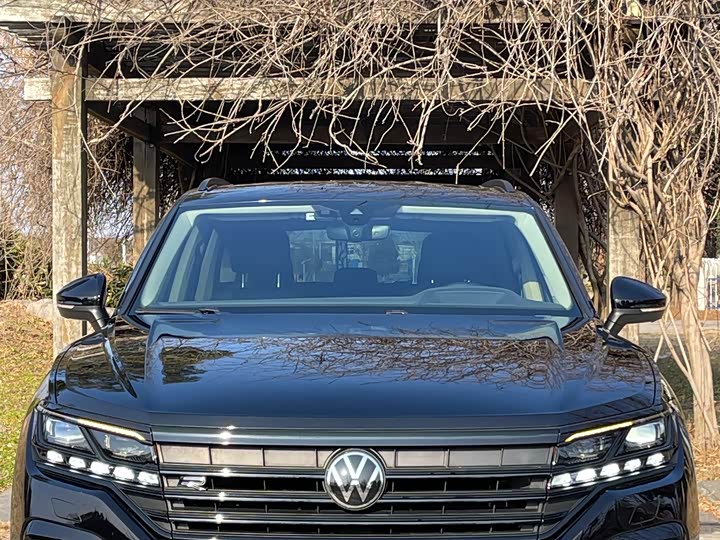 Volkswagen Touareg 2023 2023款 3.0TSI 锐享版 曜黑运动套装