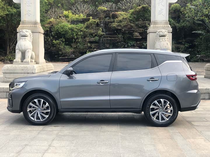 Geely Vision X6 2021 2021款 PRO 1.4T 自动尊贵型
