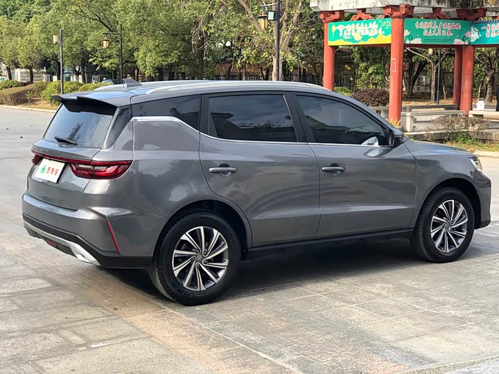 Geely Vision X6 2021 2021款 PRO 1.4T 自动尊贵型