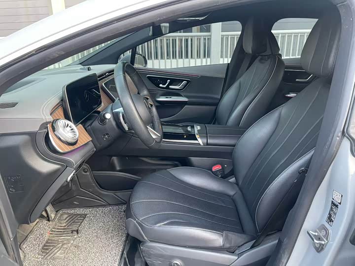 Mercedes-Benz EQE 2022 2022款 350 先锋版