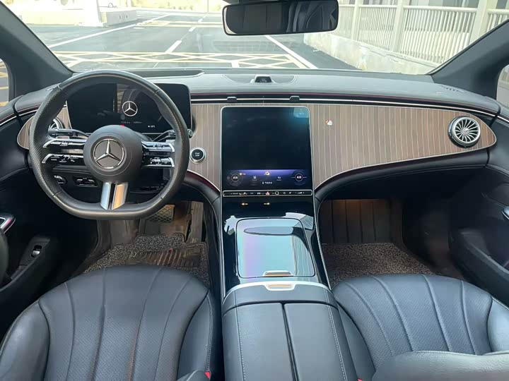 Mercedes-Benz EQE 2022 2022款 350 先锋版