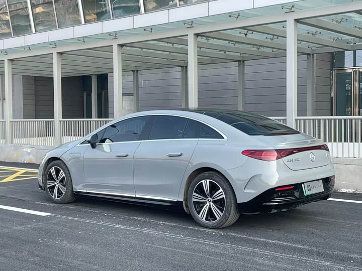 Mercedes-Benz EQE 2022 2022款 350 先锋版