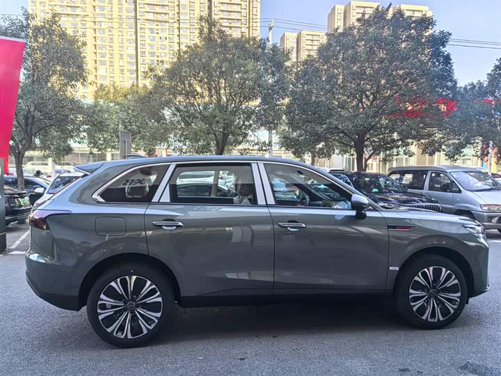 Hongqi HS6 Hybrid 2026 2026款 240智混版