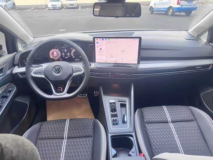 Volkswagen Golf 2025 2025款 改款 300TSI Pro