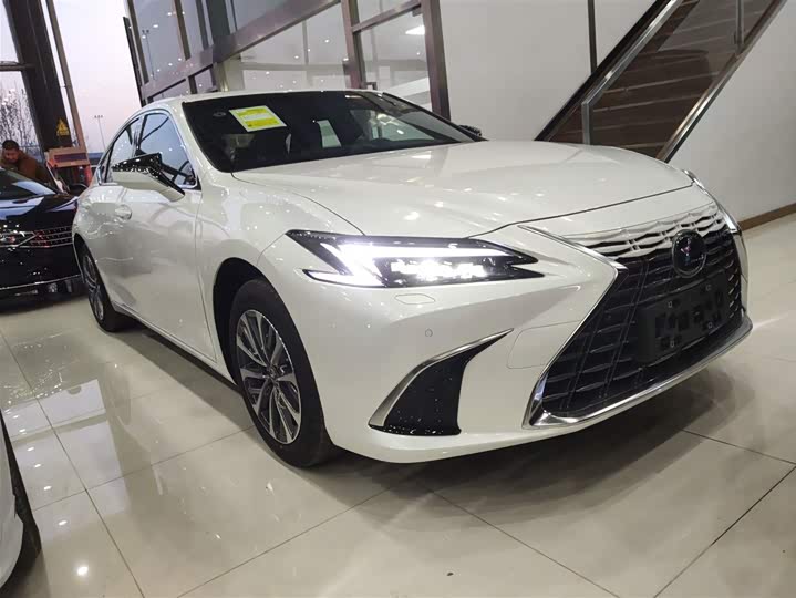 Lexus ES 2025 2025款 200 臻享版