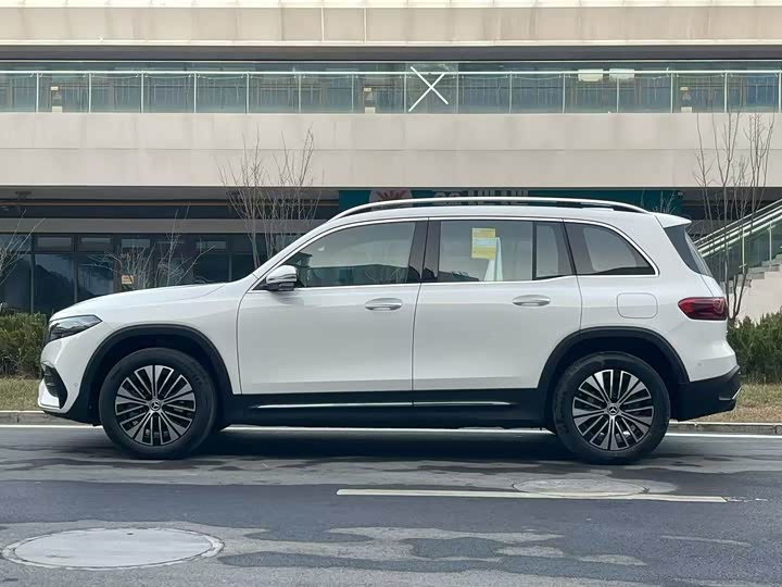 2025 Mercedes-Benz EQB