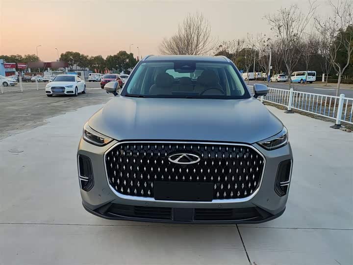 Chery Tiggo 8L 2024 2024款 2.0T 两驱尊贵版 5座