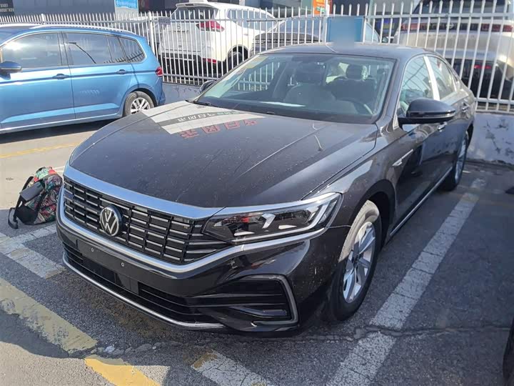 Volkswagen Passat Hybrid 2025 2025款 430PHEV 混动商务版