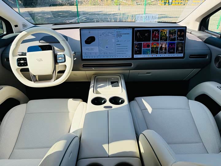 LiXiang i8 2025 2025款 标准版