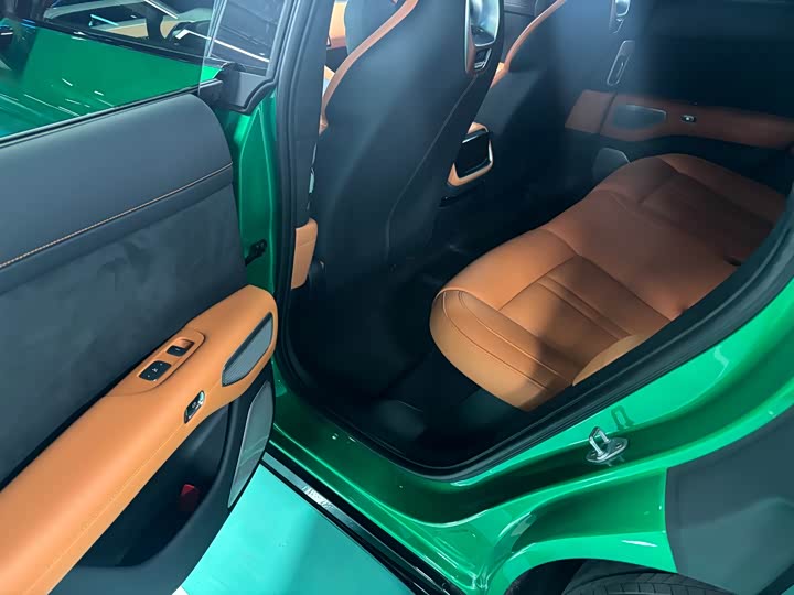 Xiaomi YU7 2025 2025款 超长续航高性能四驱Max版