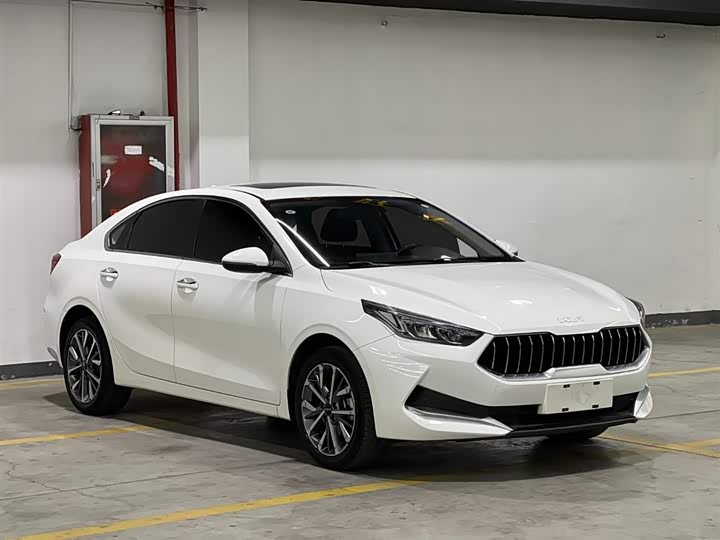 Kia K3 2021 2021款 改款 1.5L CVT时尚版