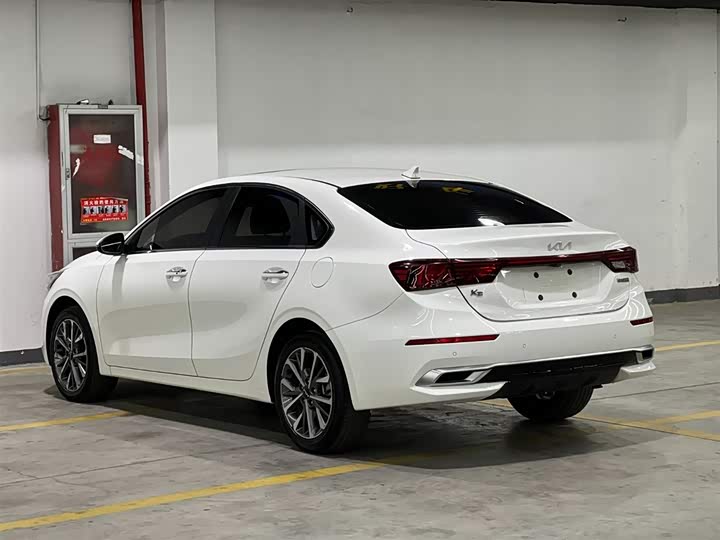 Kia K3 2021 2021款 改款 1.5L CVT时尚版