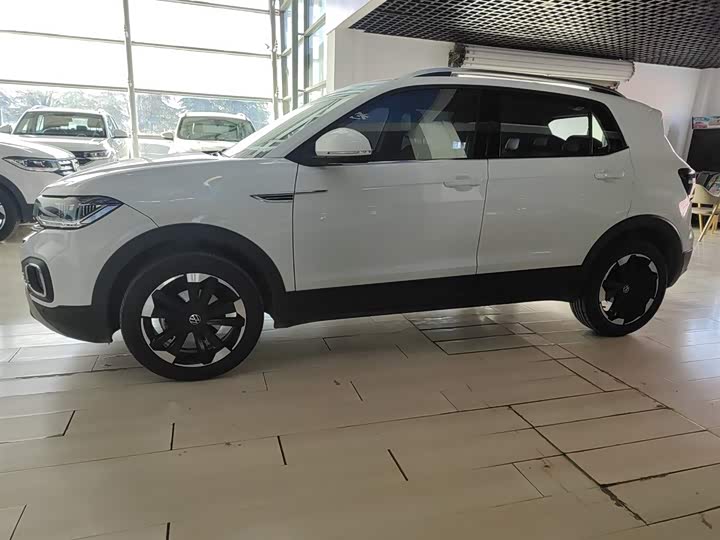 Volkswagen Tacqua 2023 2023款 200TSI DSG 悦智联版